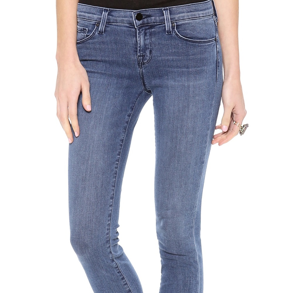 ⬇️ J BRAND Women’s Rumour Mid Rise Rail Jeans 28